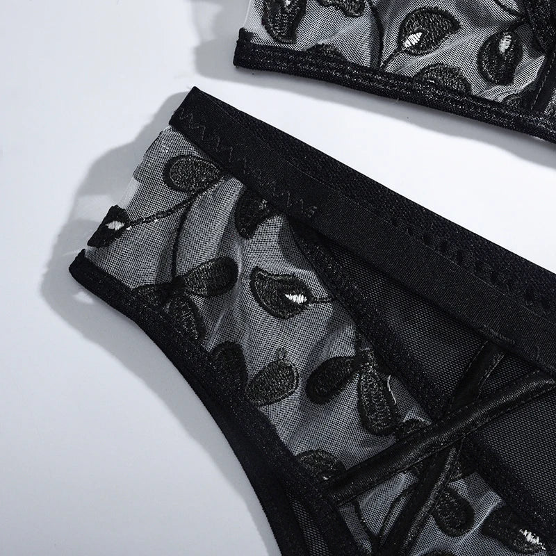 Lingerie Bordada Liberty